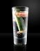 Richard Albano ( www.hayeflairtenders.com ) - Shot de vodka con esferas de licor de jarabe de rosas y rectangulo de pepino.